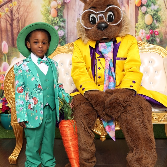 5 Piece Boys Suit - Picture 2 of 4